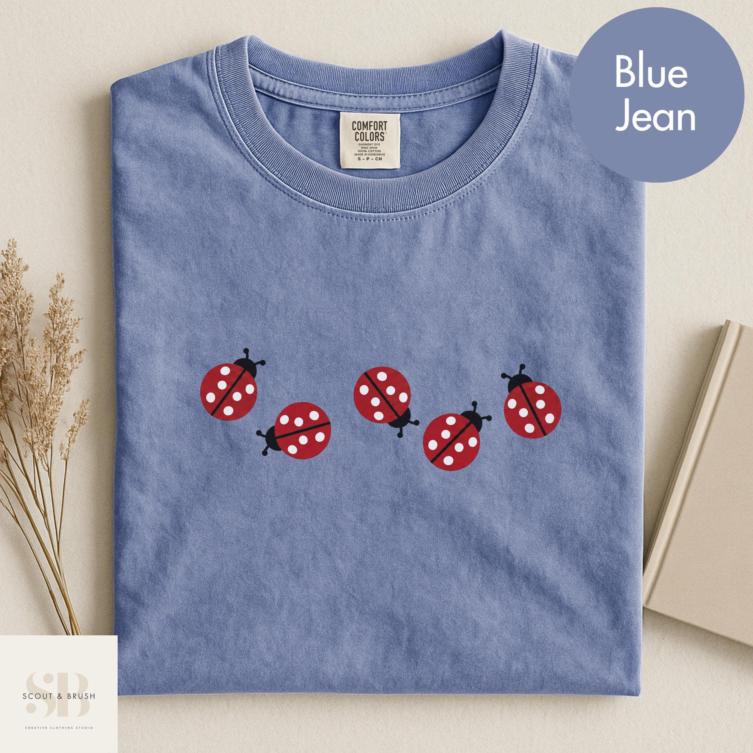 Comfort Colors Retro Ladybug Shirt, Cute Vintage Style Cottagecore Nature Lover Tee, Trendy Summer Boho TShirt
