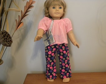18 "Puppe Rosa Bluse mit geblümten Hose, Schultertasche, Haargummi und Sandalen
