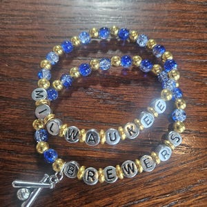 Milwaukee Brewers ( 2 pack) Team Spirit Bracelets with Baseball Charm