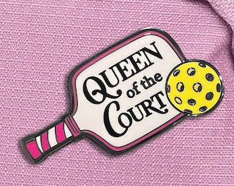Emaille pickleball pin Queen of The Court