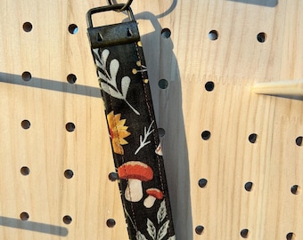 wristlet key chain