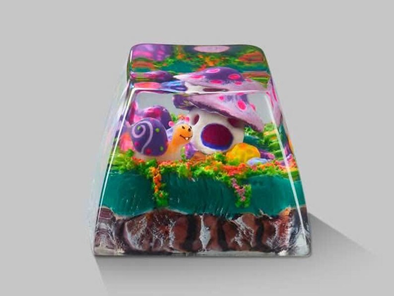 Tecla artesanal Mushroom Garden: Tecla de resina hecha a mano para teclado mecánico, perfil SA imagen 2
