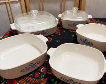 ヴィンテージ コーニングウェア ブルーコーンフラワー キャセロールセット | 5ピース ベーキングウェアコレクション