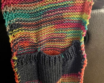 Organisateur de canapé tricoté à la main | Poche de rangement pour fauteuil, motif multicolore