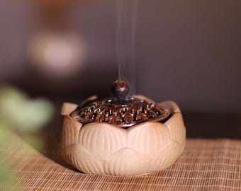 Mindfulness Lotus Incense Burner for Inner Peace, Ceramic Zen Altar Decor, Spiritual Gift for Stress Relief, Sacred Space Sanctuary