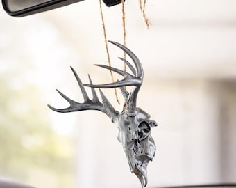 10 Point Buck Skull Rearview Mirror Hanger – Deer Skull Car Charm