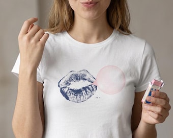Kissy Lips Blowing Bubble Tee | Bubblegum