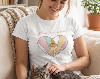 Retro Boho Kitty Lover Tee | Vintage Cat Illustration, 70s Style