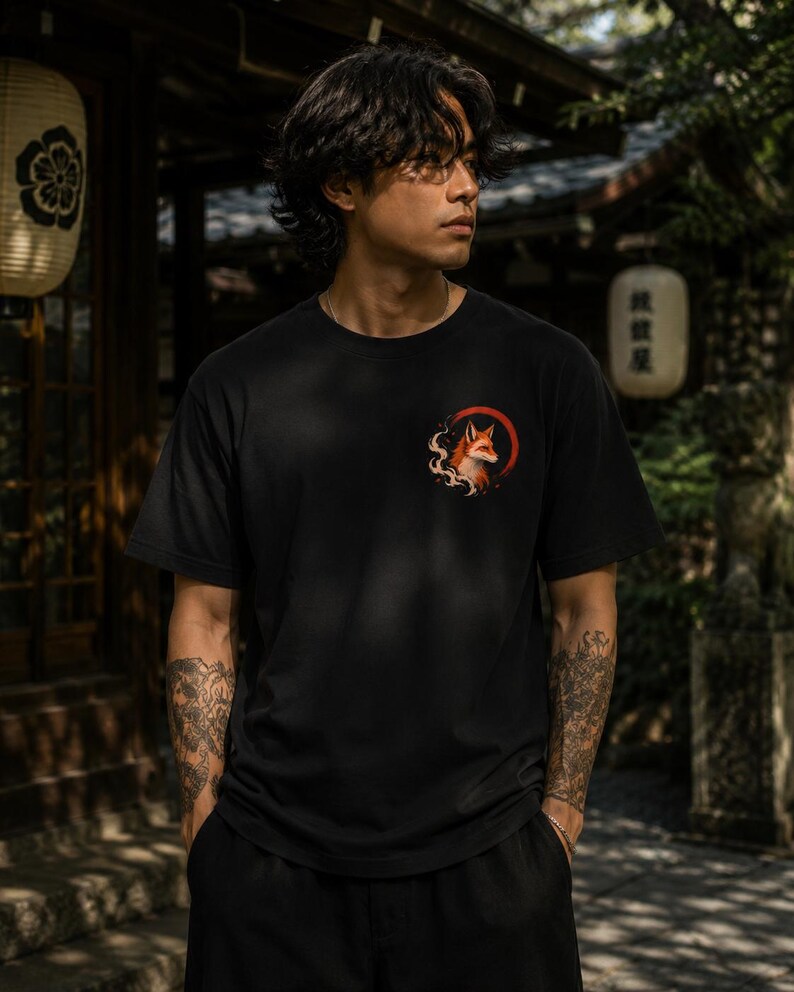 Camiseta vintage de zorro, camiseta Kitsune Spirit, camiseta japonesa de zorro, camiseta de zorro adorable, mitología japonesa, camiseta Wild Spirit, camisetas de algodón extragrandes imagen 7