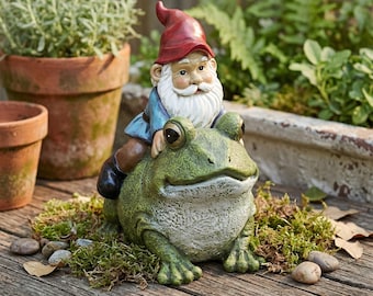 Estatua de gnomo montando una rana: divertida decoración de jardín de resina.