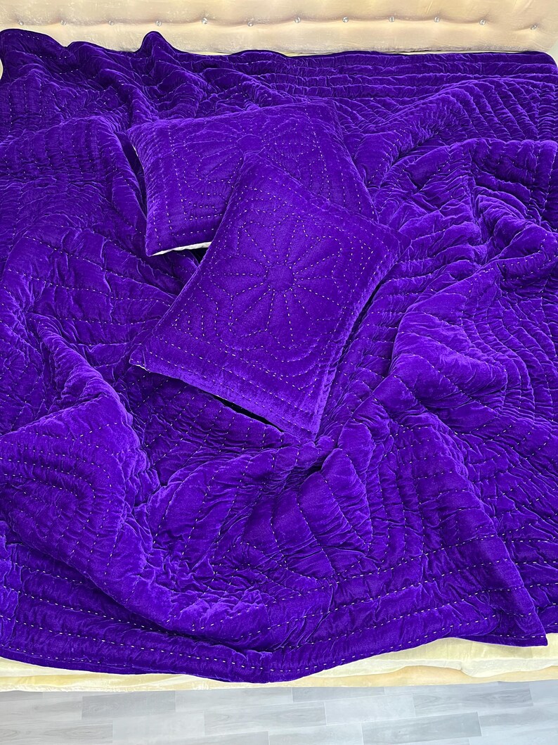 purple velvet comforter, luxury comforter set, velvet quilt set, hand stitched quilt, purple bedding set, velvet bedding, designer comforter, premium quilt set, soft velvet fabric, plush comforter, handmade quilt, elegant bedding, luxury bedroom decor, rich purple bedding, cozy bedding set, comforter with pillowcases, quilt with pillow covers, warm winter bedding, lightweight comforter, durable stitching, soft and breathable, modern bedroom bedding, royal look bedding, hotel style
