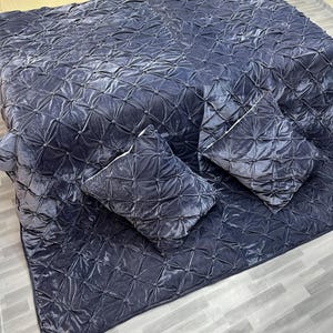 velvet quilted bedding set, purplish grey comforter, tassel comforter blanket, velvet bedding set, quilted comforter set, grey purple bedding, luxury velvet quilt, tassel bedding set, designer comforter, soft velvet blanket, premium bedding set, elegant bedroom decor, modern bedding set, plush comforter, cozy blanket set, handmade quilted bedding, decorative tassel quilt, winter comforter set, lightweight velvet quilt, durable stitched comforter, home decor bedding, hotel style bedding,