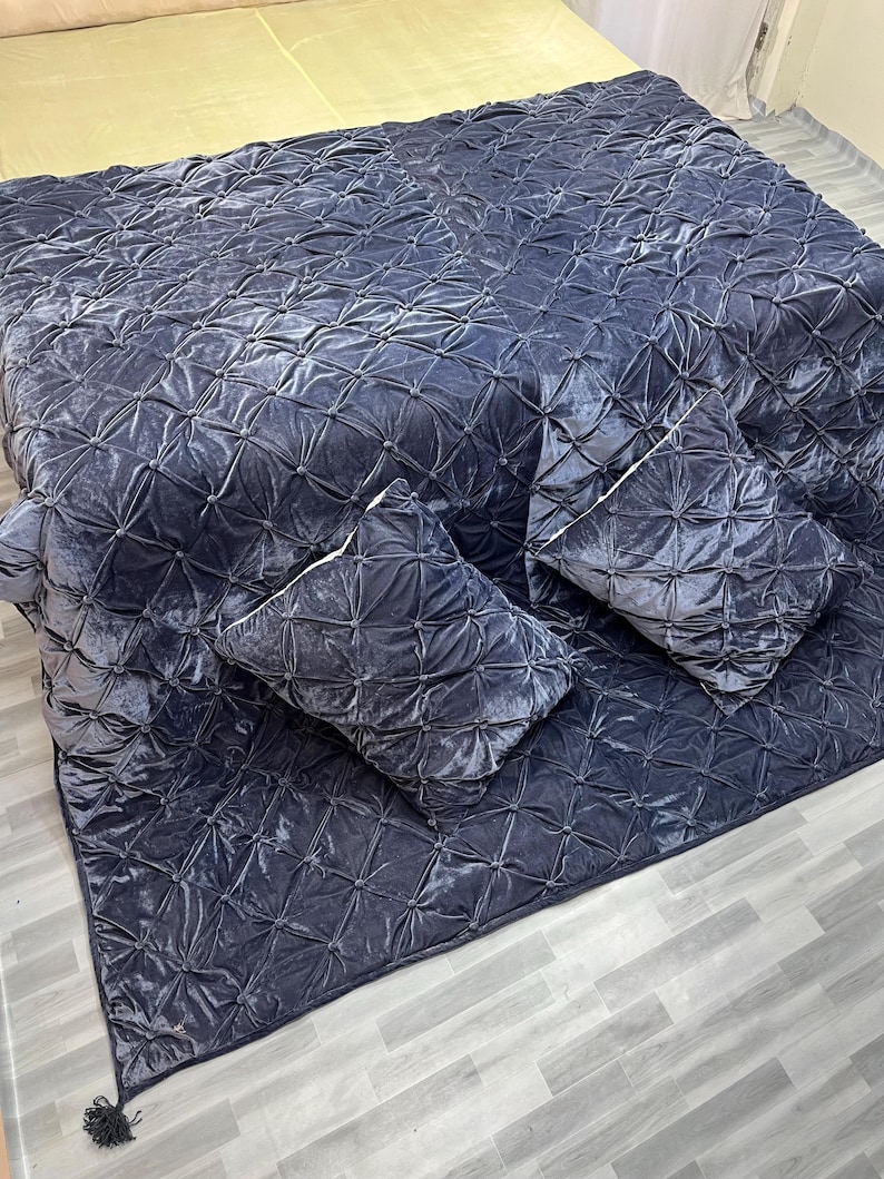 velvet quilted bedding set, purplish grey comforter, tassel comforter blanket, velvet bedding set, quilted comforter set, grey purple bedding, luxury velvet quilt, tassel bedding set, designer comforter, soft velvet blanket, premium bedding set, elegant bedroom decor, modern bedding set, plush comforter, cozy blanket set, handmade quilted bedding, decorative tassel quilt, winter comforter set, lightweight velvet quilt, durable stitched comforter, home decor bedding, hotel style bedding,