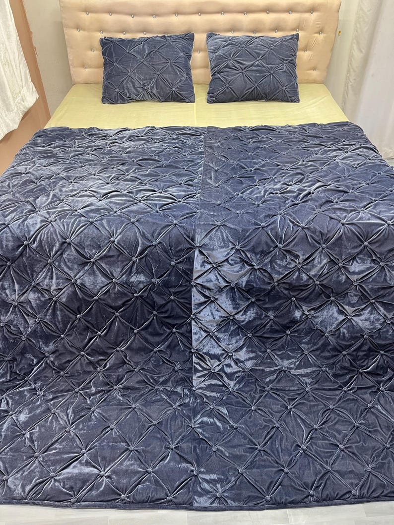 velvet quilted bedding set, purplish grey comforter, tassel comforter blanket, velvet bedding set, quilted comforter set, grey purple bedding, luxury velvet quilt, tassel bedding set, designer comforter, soft velvet blanket, premium bedding set, elegant bedroom decor, modern bedding set, plush comforter, cozy blanket set, handmade quilted bedding, decorative tassel quilt, winter comforter set, lightweight velvet quilt, durable stitched comforter, home decor bedding, hotel style bedding,