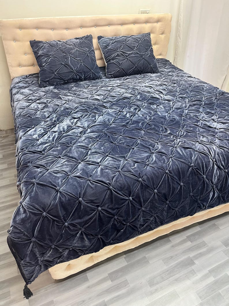 velvet quilted bedding set, purplish grey comforter, tassel comforter blanket, velvet bedding set, quilted comforter set, grey purple bedding, luxury velvet quilt, tassel bedding set, designer comforter, soft velvet blanket, premium bedding set, elegant bedroom decor, modern bedding set, plush comforter, cozy blanket set, handmade quilted bedding, decorative tassel quilt, winter comforter set, lightweight velvet quilt, durable stitched comforter, home decor bedding, hotel style bedding,