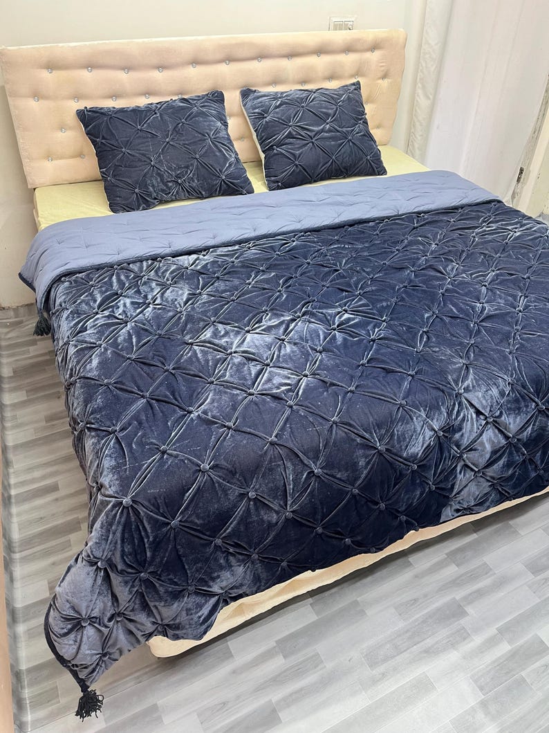 velvet quilted bedding set, purplish grey comforter, tassel comforter blanket, velvet bedding set, quilted comforter set, grey purple bedding, luxury velvet quilt, tassel bedding set, designer comforter, soft velvet blanket, premium bedding set, elegant bedroom decor, modern bedding set, plush comforter, cozy blanket set, handmade quilted bedding, decorative tassel quilt, winter comforter set, lightweight velvet quilt, durable stitched comforter, home decor bedding, hotel style bedding,