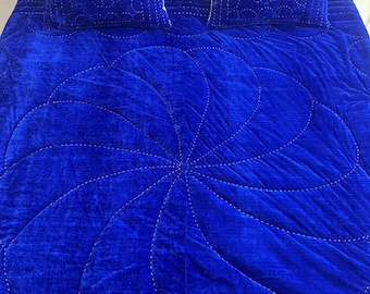 Royal Blau Samt Quilt Set - Handgenähtes Schmusetuch mit Kissenbezügen