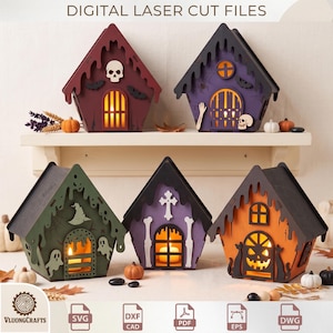 Può includere: Cinque lanterne decorative a forma di casa con disegni tagliati al laser, tra cui teschi, fantasmi e zucche. Le strutture sono colorate in rosso, viola, verde e arancione, con interni illuminati e vari motivi a tema Halloween.
