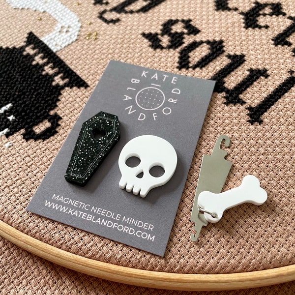 SPOOKY COMBO SET - 2 needle minders and threader | magnet for cross stitch or embroidery | needle keeper | accessory | sewing supply