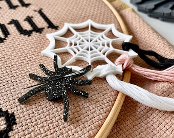 HALLOWEEN acrylic thread organiser | needle minder | bobbin set for cross stitch, embroidery, needlepoint