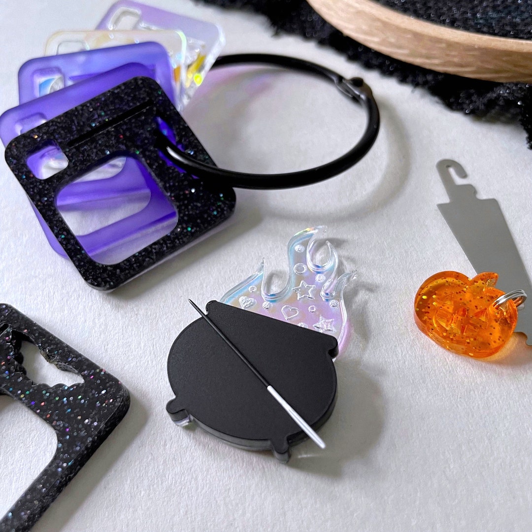 WITCHIN' | Thread Organiser | Needle Minder | Needle Threader Set for ...