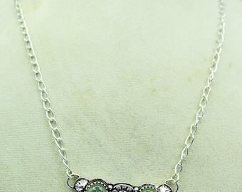 Collar de prehnita de plata de ley 925 hecho a mano: joyería vintage de cristal verde