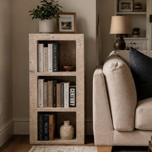 Libreria in travertino, scaffale stretto in pietra naturale, mensola espositiva moderna immagine 6