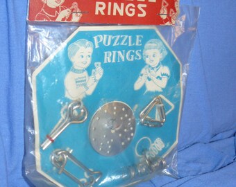 Vintage 5 and 10 Cent Toy Mint In Package METAL PUZZLES Puzzle Rings Japan