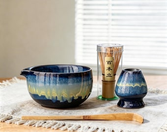 Blaues Katakuchi Matcha Set, Keramik Matcha Schüssel Chawan mit Bambus Schneebesen und Halter, Traditionelles Japanisches Tee Kit Geschenk für Teeliebhaber
