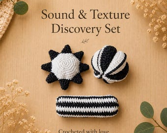 Brinquedos para Bebê de Alto Contraste, Conjunto Sensorial Montessori, Chocalho de Crochê com Textura e Solzinho que Faz Apito, Kit de Presente Artesanal Preto e Branco para Recém-Nascidos