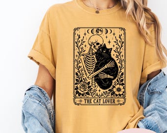 Cat Lover Tarot Card Comfort Colors® Shirt, Funny Cat Tshirt,Aesthetic Graphic Retro Vintage T Shirt, Cat Lover Gift, Oversized Shirt