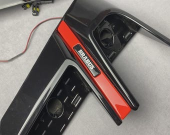 Le garde-boue rouge insère le logo Brabus avec une LED pour Mercedes G Wagon