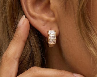 18K Gold Minimalist Three Crystal Huggie Earrings Square Elegant Sparkle Hoop Jewelry Labor Day Wedding Bridesmaid Birthday Gift for Her