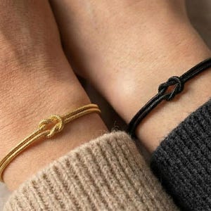 Valentine’s Day Love Knot Bracelet for Couples Matching Gift for Her Him Meaningful Jewelry to Celebrate Love and Connection