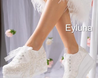 Sneakers da sposa con plateau di perle – Scarpe da sposa in pizzo avorio – Comode scarpe da tennis da sposa