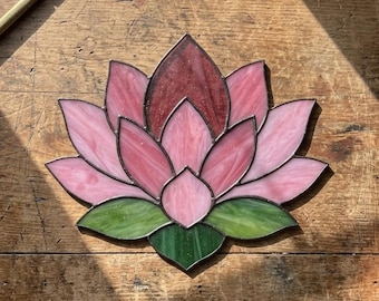 Lotus Flower Stained Glass Pattern, Beginner Suncatcher Template (Digital Download)