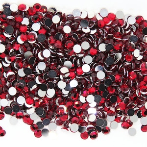 50 piezas) SS10 Light Siam Red Preciosa Crystal Flatbacks_Nail Art_Rhinestones