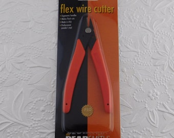 Soft Flex Cutters_Wire Cutters_Cutting Pliers_Beadsmith_5 inch_Flush Cutters_Ergonomic Handles_Made in USA