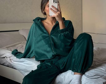 Velour Sport Suit Women, Stylish Velour Tracksuit, Cozy Lounge Set, Soft Velour Outfit, Women Two Piece Set, Comfy Home Set