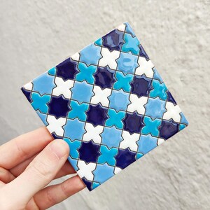 Azulejo Sevillano 11 cm (4.3") en Cuerda Seca – Hecho a Mano en Sevilla - España - Arte Mudéjar de Alcalá de Guadaíra - Estilo Alhambra -