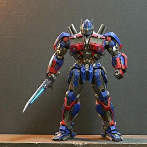 File STL di Optimus Prime: file modello 3D di Optimus Prime, modello 3D di Transformer, file STL della statua di Optimus, file STL di Transformers
