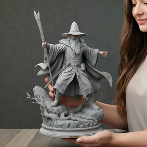 Figurine Gandalf Le Seigneur Des Anneaux – Résine – Neuf