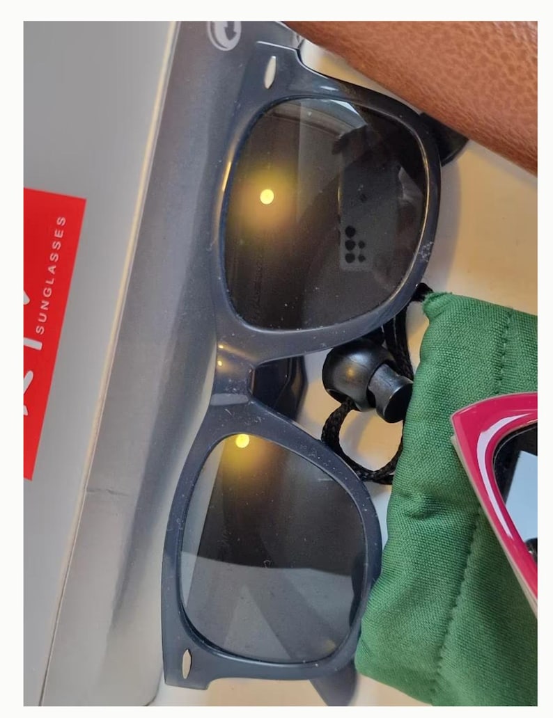 Colección de gafas de sol Ray-Ban, modelos icónicos Pilot y Wayfarer, artículos de colección vintage de Ray-Ban. imagen 6