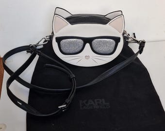 カール・ラガーフェルド - チェアブローチ/ピン - Etsy 日本