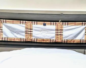 Klassisk sänggavel, ny med etikett, äkta mjuk kudde i ren bomull, romantisk designersängkudde i stuga, lyxig