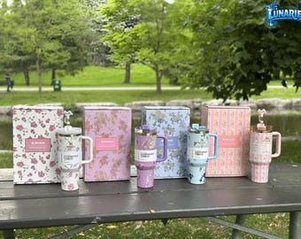 Stanley 40oz Floral Quencher / Edizione pastello limitata / Regalo alla moda per le donne / Tazza da viaggio grande con manico / Stanley Cup / Tazza per auto