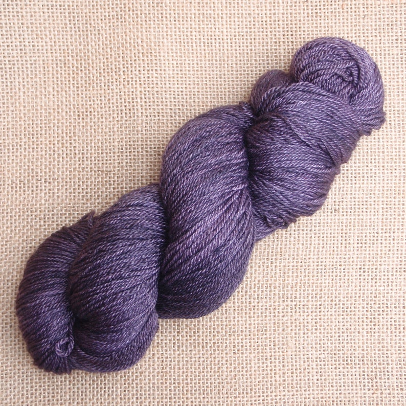 Hand dyed British Bluefaced Leicestersilkcashmere 4 plysock yarn in Hera