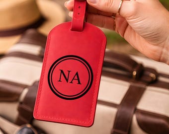 Personalisierter Leder Kofferanhänger für Frauen, Benutzerdefiniertes Monogramm Reisetaschenanhänger, eingraviertes Name Urlaubsgeschenk für ihren Reiseliebhaber