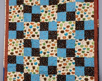 Throw Quilt Toddler Child Quilt Handmade Patchwork Cat Fabric Crib Quilt, 42 x 50, lap quilt throw, handmade quilt, baby quilt