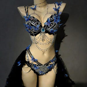 ブルーバタフライレイブセットクリスタルブラスカートボディチェーン、ダークフェアリーフェスティバル衣装、ハンドメイドコスチューム、ラインストーンブラ、オールインワン